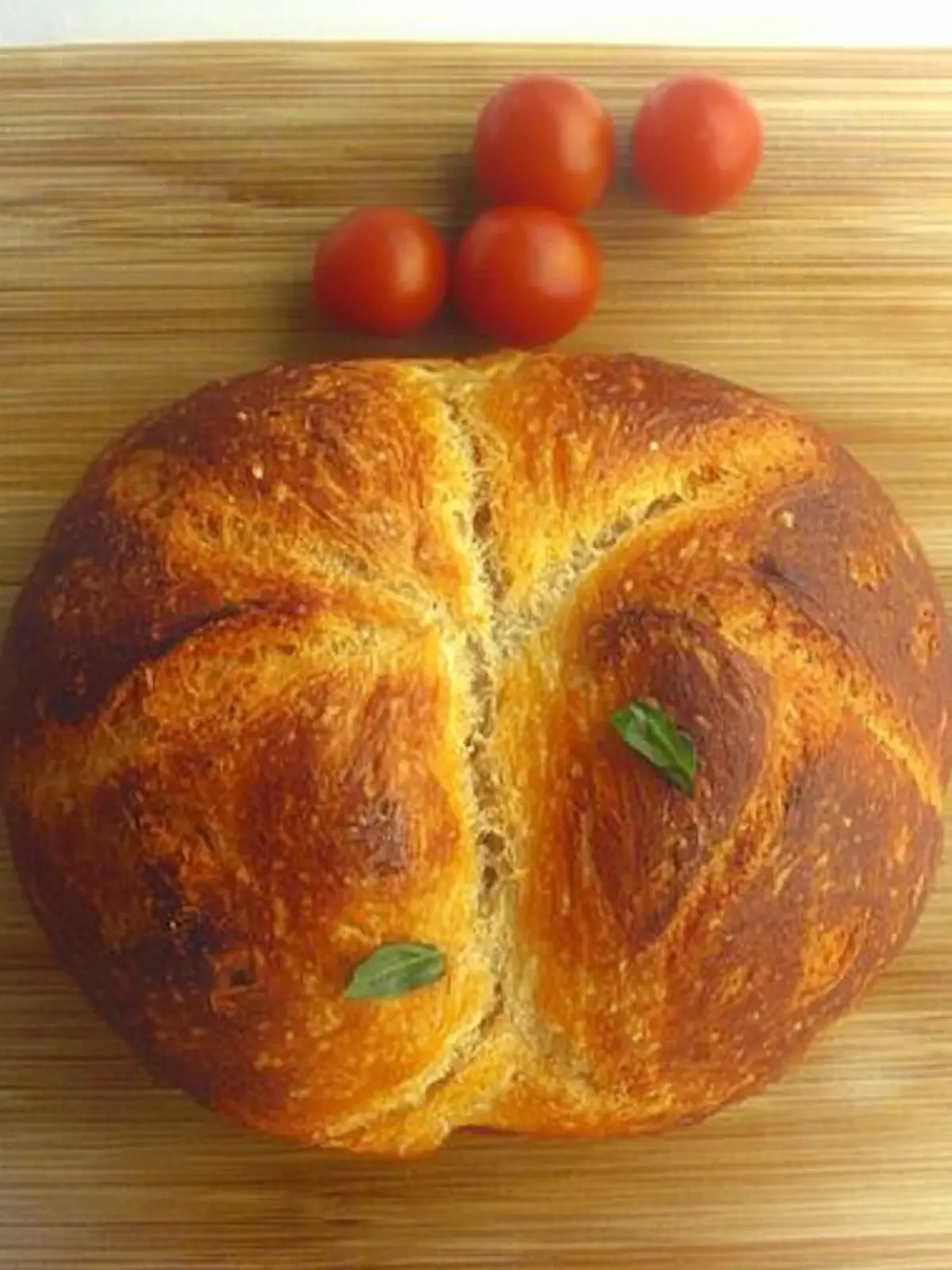 Savory Tomato Basil Bread to Elevate Your Homemade Meals 4 Tomato Basil Bread