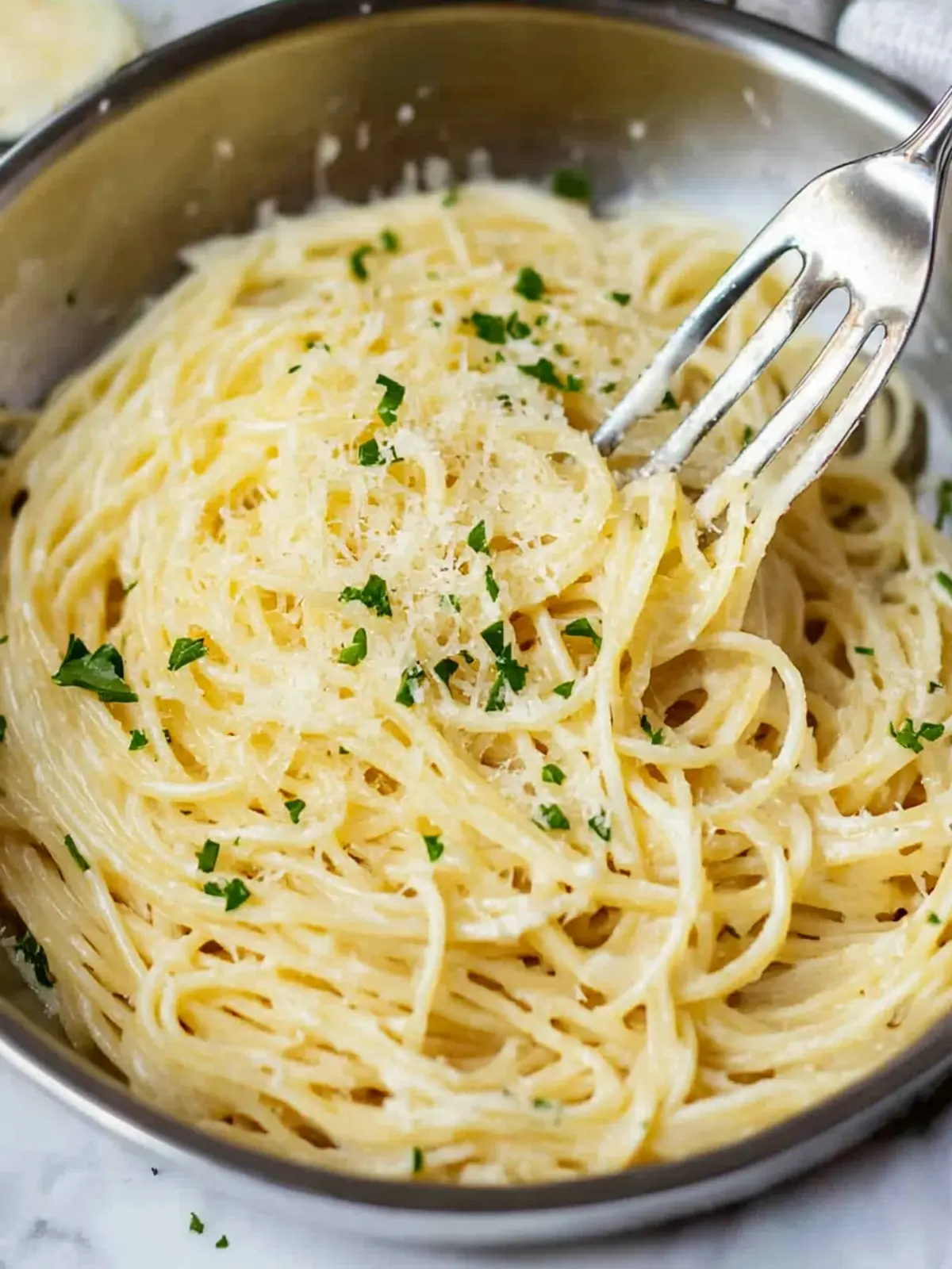 Easy Garlic Parmesan Pasta That Will Wow Your Taste Buds 4 Garlic Parmesan Pasta