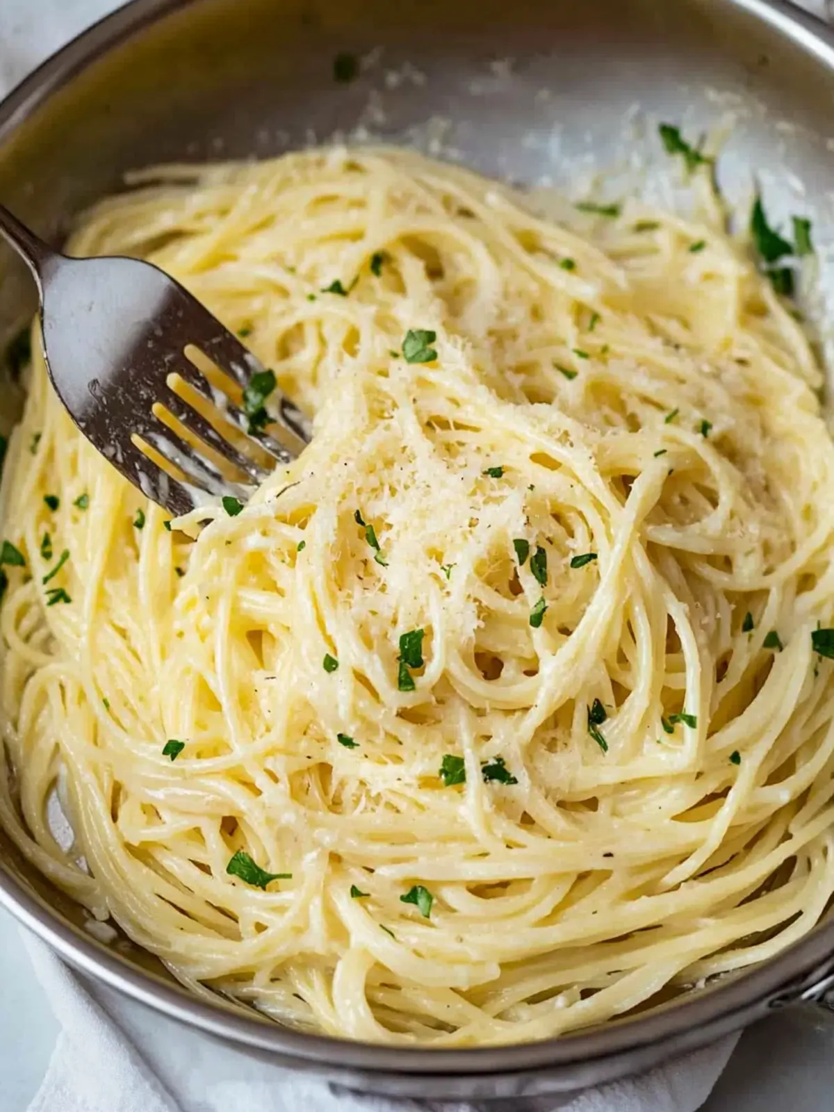 Easy Garlic Parmesan Pasta That Will Wow Your Taste Buds 2 Garlic Parmesan Pasta