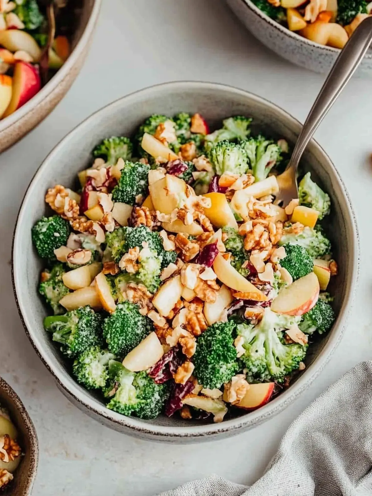 Crunchy Broccoli Apple Salad for a Fresh Flavor Boost 3 Broccoli Apple Salad