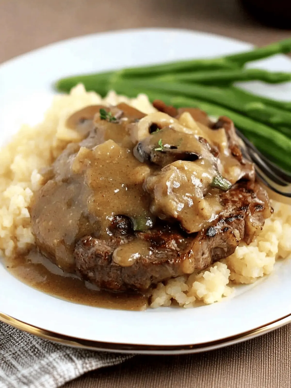 Savory Cube Steak and Gravy to Warm Your Heart and Home 4 Cube Steak and Gravy