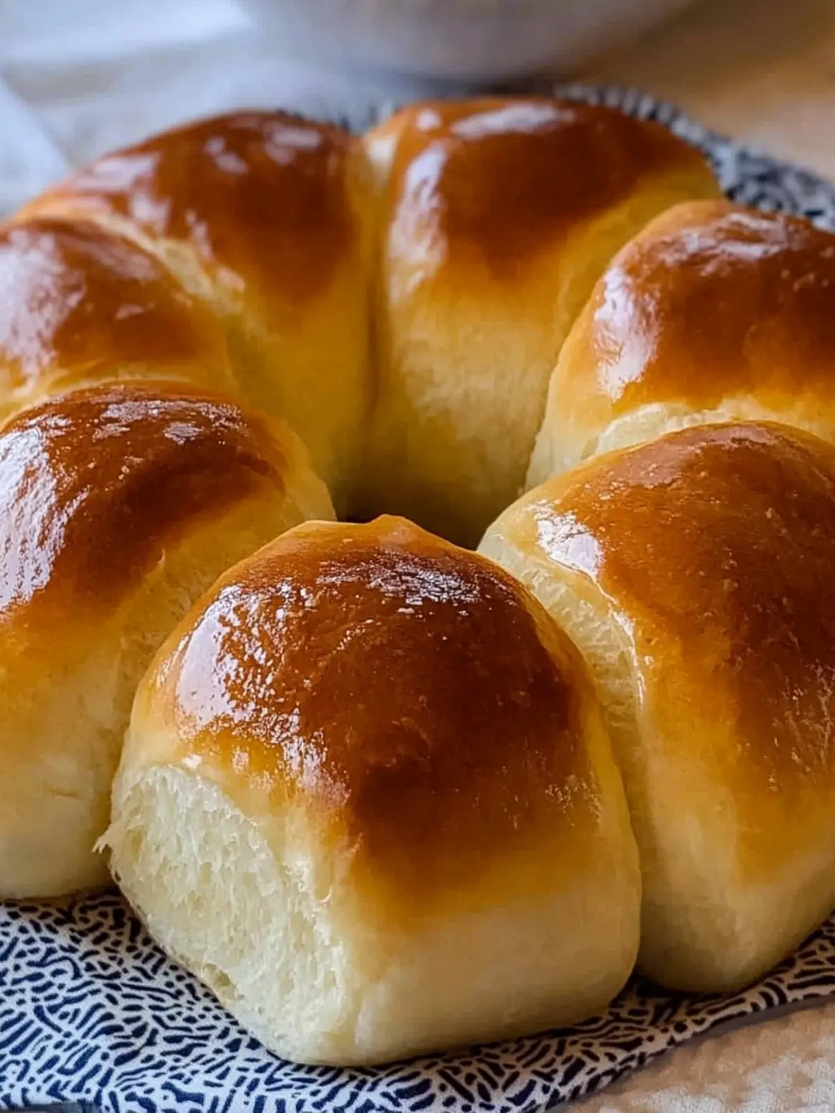 Fluffy Japanese Dinner Rolls: Your New Family Dinner Must-Have 2 Japanese Dinner Rolls