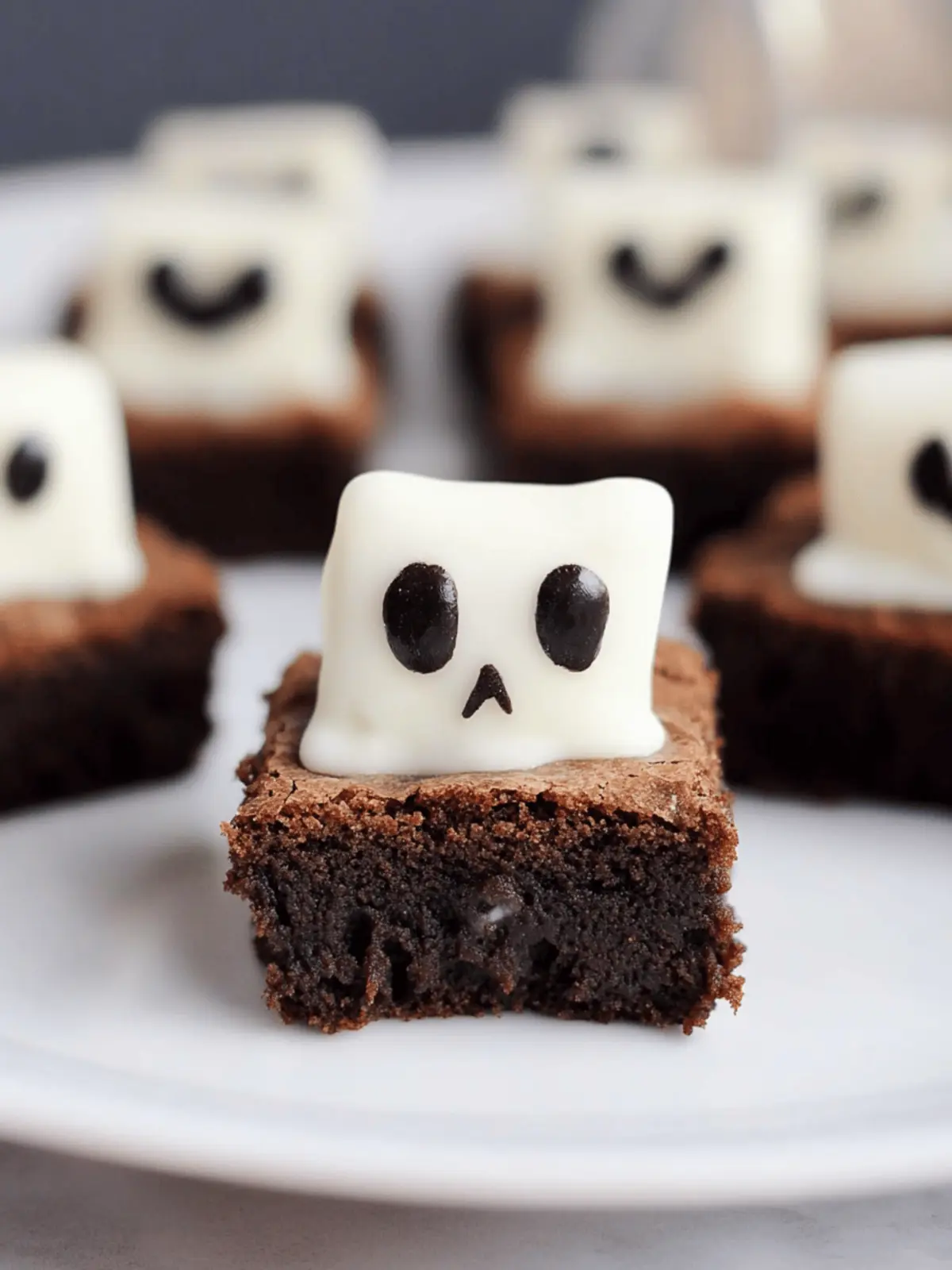 Boo-licious Ghost Brownies: The Ultimate Halloween Treat! 3 Boo-licious Ghost Brownies